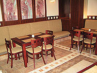 Столы и стулья для кафе и ресторана